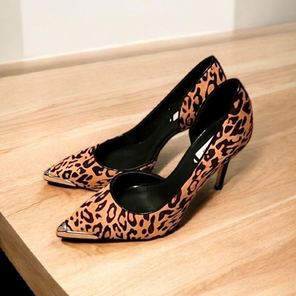 Guess Carrie Cheetah Print Suede Stilettos Custom Gold Toe Women's Size 6.5 - Picture 1 of 11